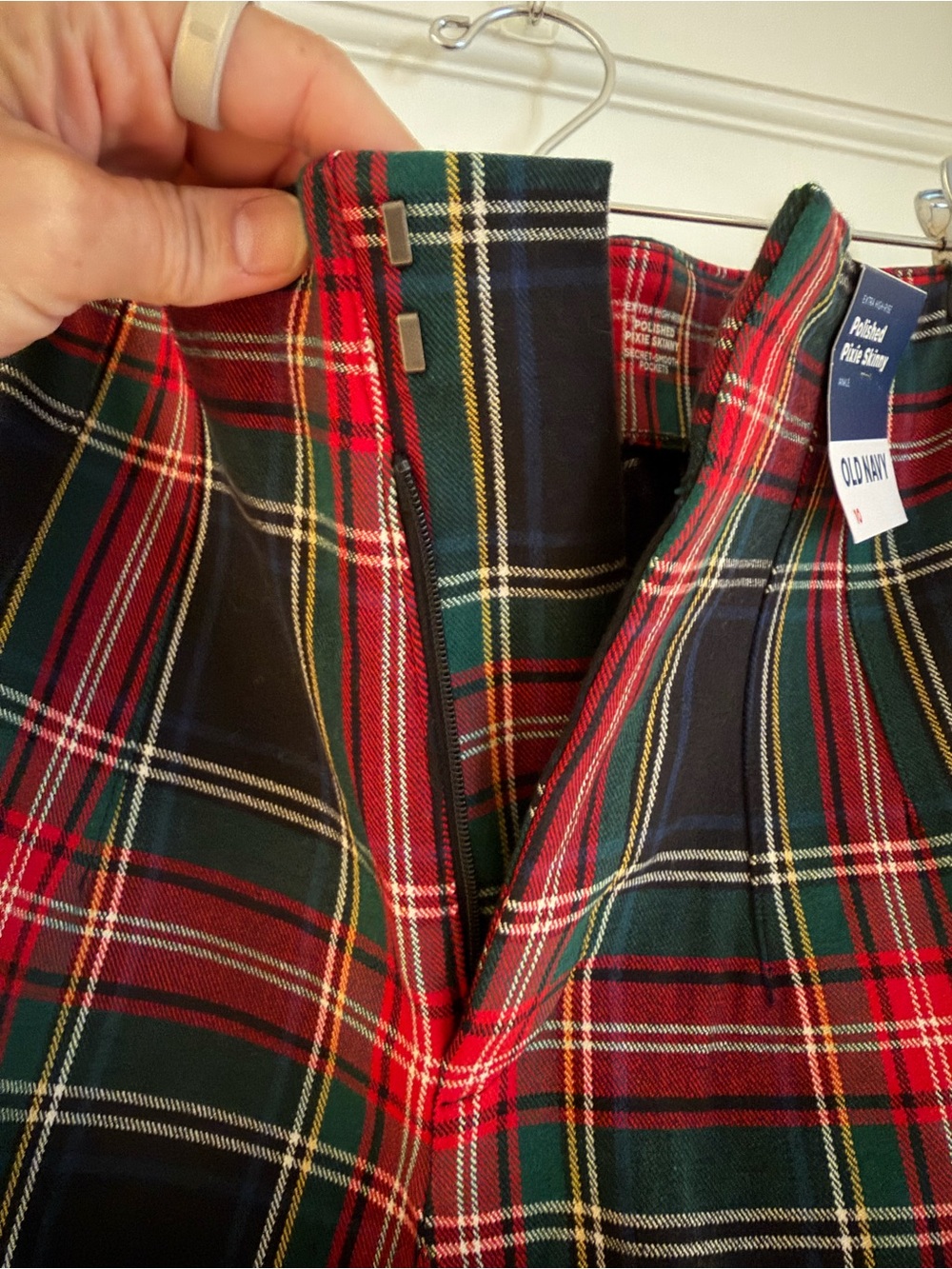 Old Navy Men's Red and Green Tartan Button-Down Shirt